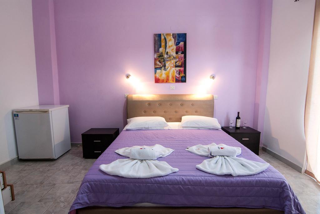 Hotel Rizos Bay Sarakiniko à Sarakiniko  Extérieur photo