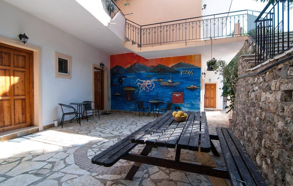 Hotel Rizos Bay Sarakiniko à Sarakiniko  Extérieur photo
